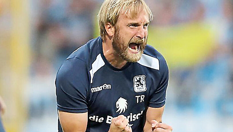 Seit der Saison 2017/18 Cheftrainer des TSV 1860: Daniel Bierofka. Seit der Saison 2017/18 Cheftrainer des TSV 1860: Daniel Bierofka.