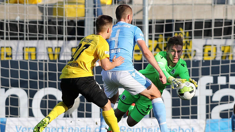 Nummer eins des TSV 1860: Marco Hiller (re.).