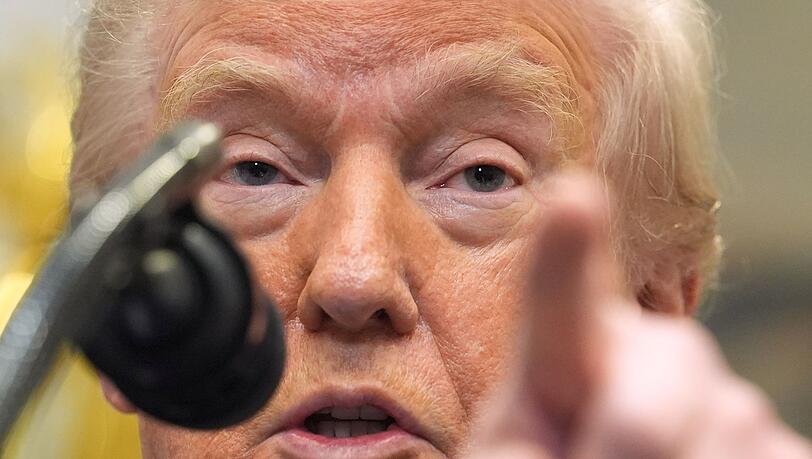 Trump warnt den Iran vor schwerwiegenden Konsequenzen, sollte sich das Land nicht mit den USA auf einen Deal einigen.