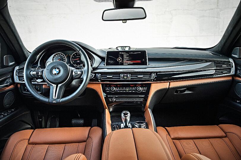 Dynamisch-imposante Erscheinung, sportliches Interieur: Der neue BMW X6 M.