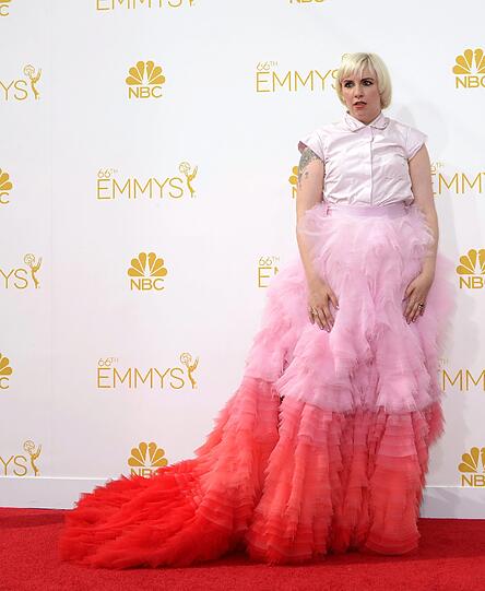 Lena Dunhams Tüll-Albtraum bei der Emmy-Verleihung bedarf keines weiteren Kommentars.