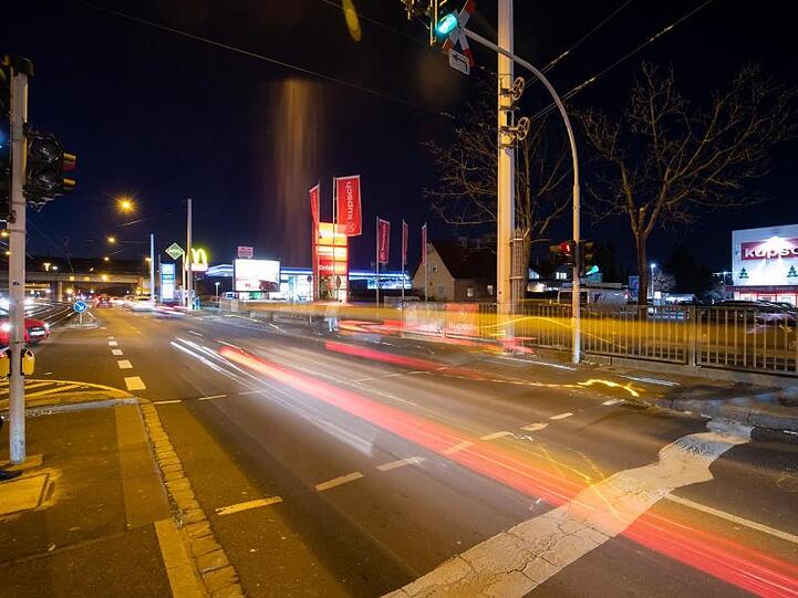 Auf Deutschlands Straßen steigt die Zahl der Raser und Rennfahrer.