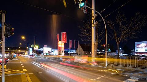 Die beiden Autofahrer lieferten sich ein illegales Rennen.