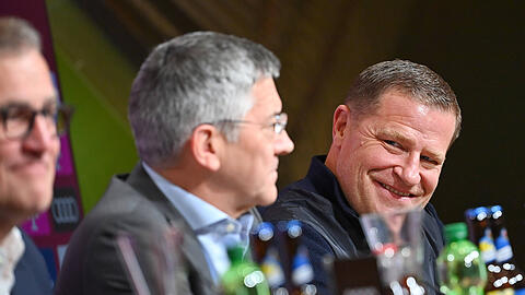 Die Führungsriege des FC Bayern um Sportvorstand Max Eberl, Präsident Herbert Hainer und Vorstandsboss Jan-Christian Dreesen (v.l.).