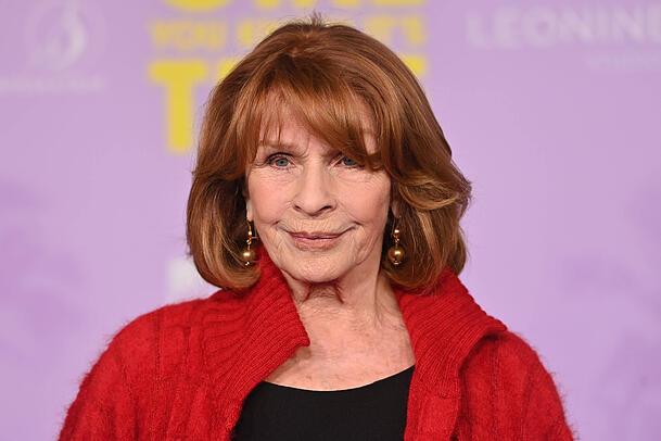 Senta Berger sieht einfach toll aus. Daher bereut es Natascha Ochsenknecht, das Alter der Schauspielerin thematisiert zu haben.