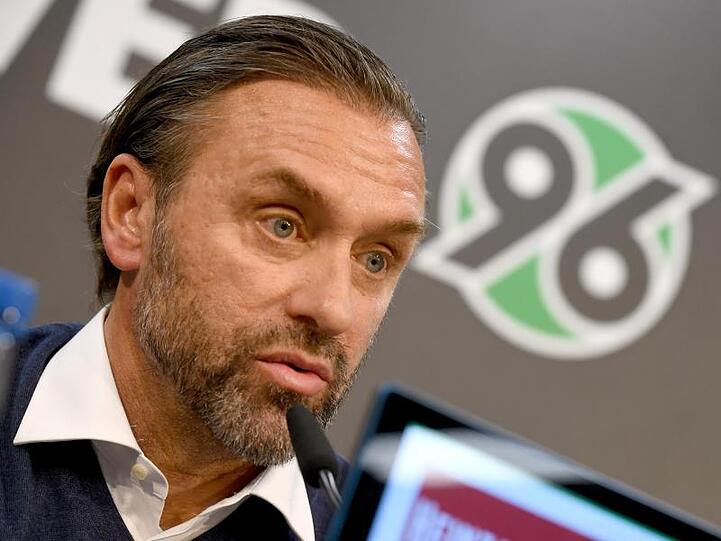 Thomas Doll steht gegen RB Leizig vor seinem Debüt als neuer Trainer von Hannover 96.