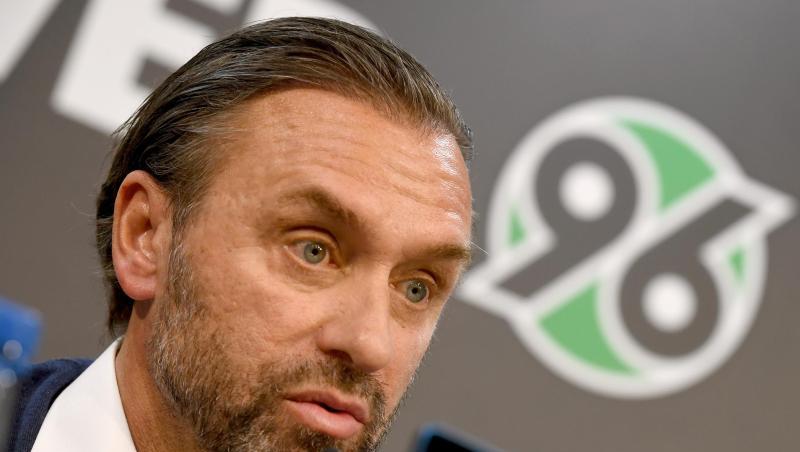 Thomas Doll steht gegen RB Leizig vor seinem Debüt als neuer Trainer von Hannover 96. Thomas Doll steht gegen RB Leizig vor seinem Debüt als neuer Trainer von Hannover 96.
