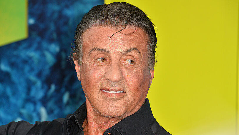 Sylvester Stallone hat keine Lust mehr auf Haare färben. Sylvester Stallone hat keine Lust mehr auf Haare färben.