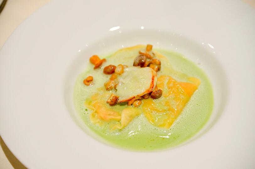 Hummerravioli war einer der sechs Gänge ala Heinz Winkler. Es ging weiter mit...
