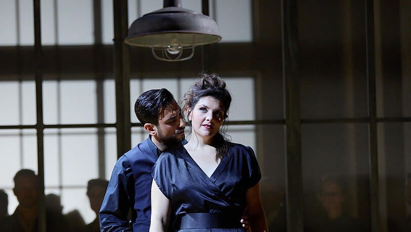Sophie Rennert (Carmen), Lucian Krasznec (Don José) Sophie Rennert (Carmen), Lucian Krasznec (Don José)