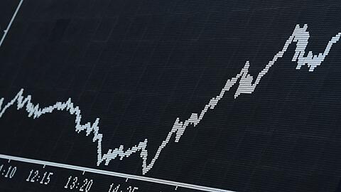 Anlegergeld aus Europa soll möglichst auch in Europa investiert werden.