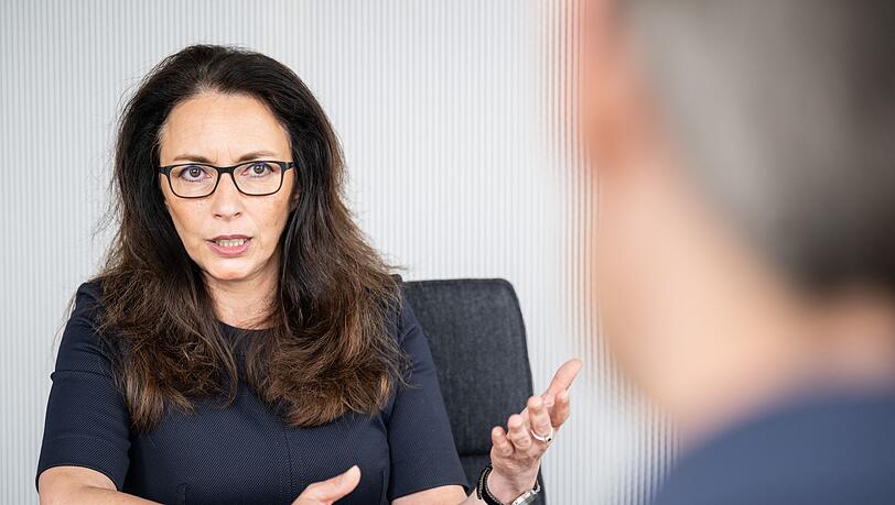 DGB-Chefin Yasmin Fahimi fordert mehr Vorkehrungen gegen Hitze-Gefahren. (Archivfoto) DGB-Chefin Yasmin Fahimi fordert mehr Vorkehrungen gegen Hitze-Gefahren. (Archivfoto)