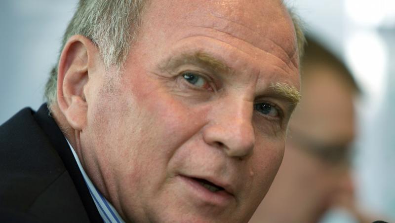 Hoeneß: "Wir hatten sportlich in den letzten zwölf Monaten überragenden Erfolg." Hoeneß: "Wir hatten sportlich in den letzten zwölf Monaten überragenden Erfolg."