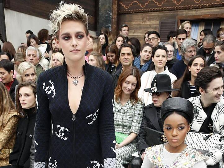 Janelle Monáe (r) und Kristen Stewart bei der Präsentation der Herbst-Winter 2019/2020 Ready-to-Wear-Kollektion von Chanel.