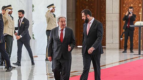 Guterres sagte, es sei eine bewusste Entscheidung gewesen, bis zum Sturz des Assad-Regimes nicht nach Syrien zu reisen.