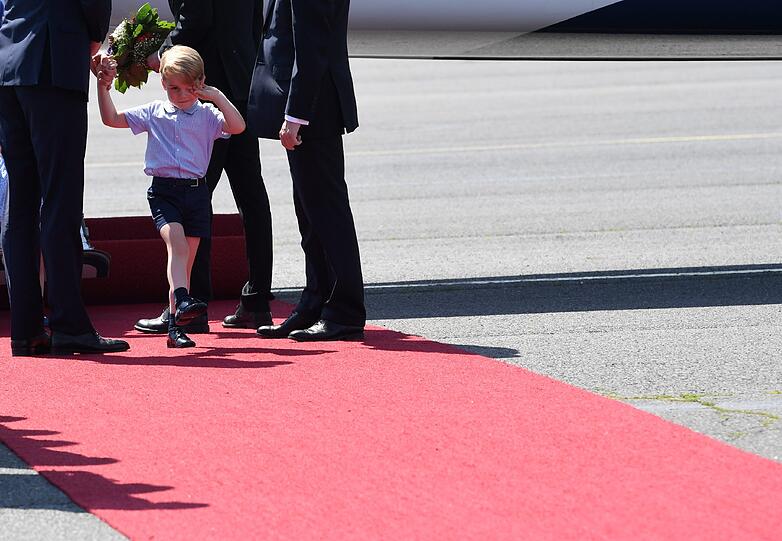 Die Royal-Family bei der Landung in Berlin