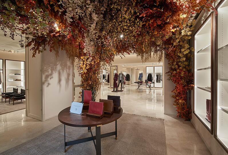 Massimo Dutti Flagship-Store in der Münchner Theatinerstraße öffnet nach über 7-monatiger Umbauphase wieder seine Türen.
