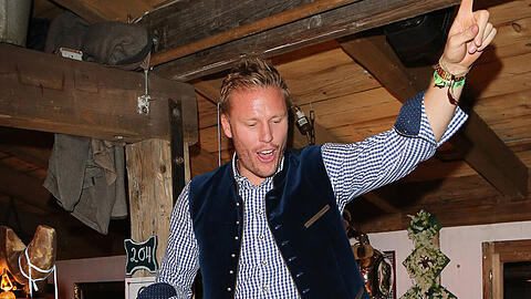 Christian Lell beim Feiern auf dem Oktoberfest.