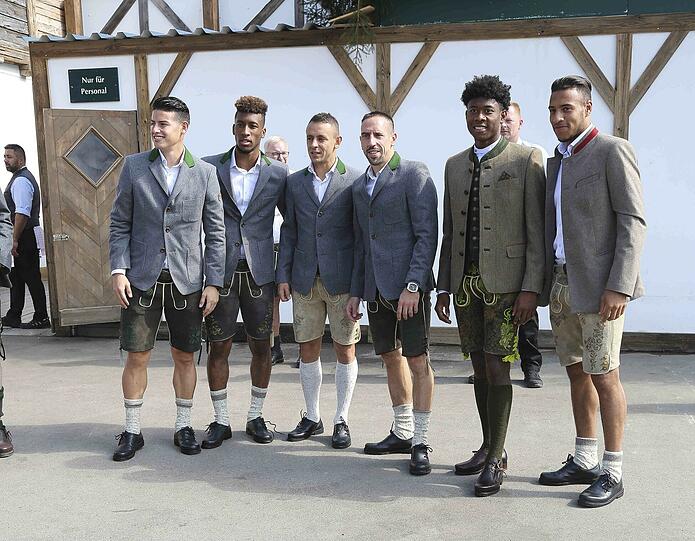James Rodriguez, Kingsley Coman, Rafinha, Franck Ribery, David Alaba und Corentin Tolisso