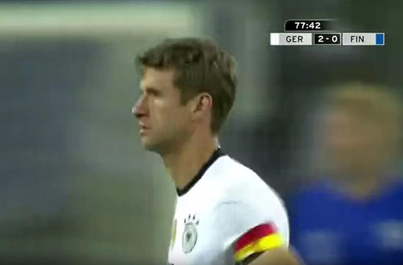 In der 78. Minute wird Thomas Müller für Julian Brandt eingewechselt.