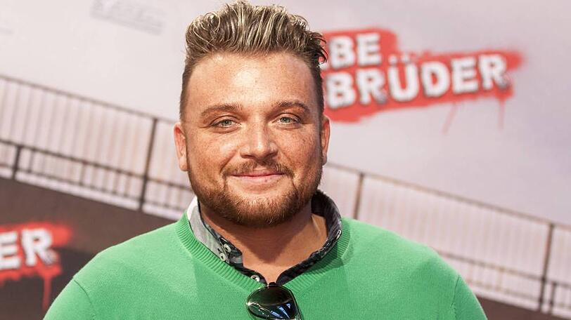 Menowin Fröhlich hat seine Freundin Senay Ak geheiratet