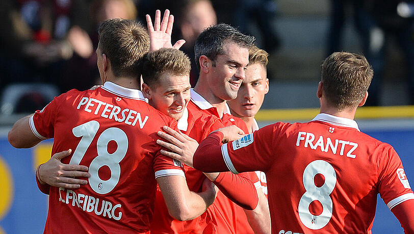 Weihnachten kann kommen für die Profis des SC Freiburg. Weihnachten kann kommen für die Profis des SC Freiburg.
