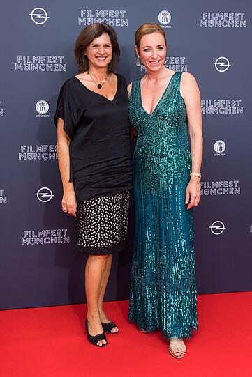 Ilse Aigner (CSU) und Filmfest-Chefin Diana Iljine
