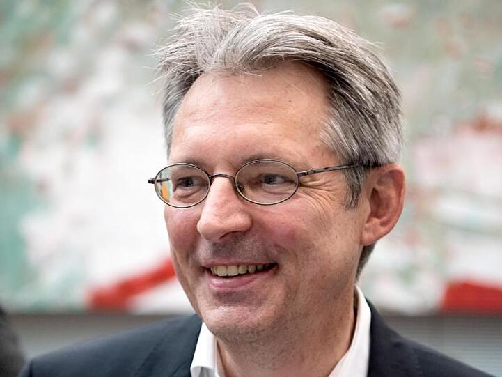 SPD-Fraktionsvize Achim Post: "Werden in diesem und in den nächsten Jahren weiter einen Vorrang für Zukunftsinvestitionen brauchen, um Wirtschaft und Beschäftigung wieder dauerhaft ans Laufen zu bekommen.".