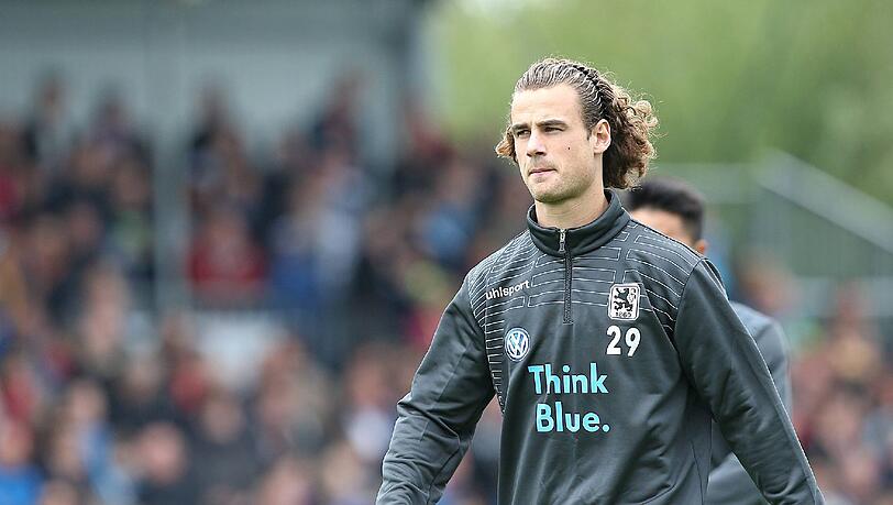 Bleibt weiter bei den Löwen: Yannick Stark Bleibt weiter bei den Löwen: Yannick Stark