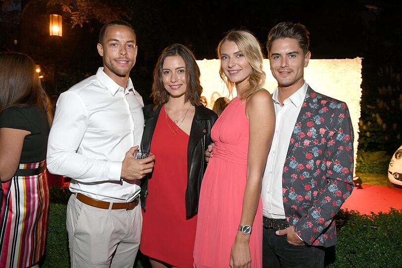 Andrej Mangold mit Jennifer Lange und Dominik Bruntner mit Freundin Jolina Fust
