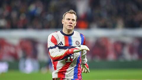 Zukunft ungewiss: Bayern-Torh&uuml;ter Manuel Neuer, dessen Vertrag im Sommer ausl&auml;uft.