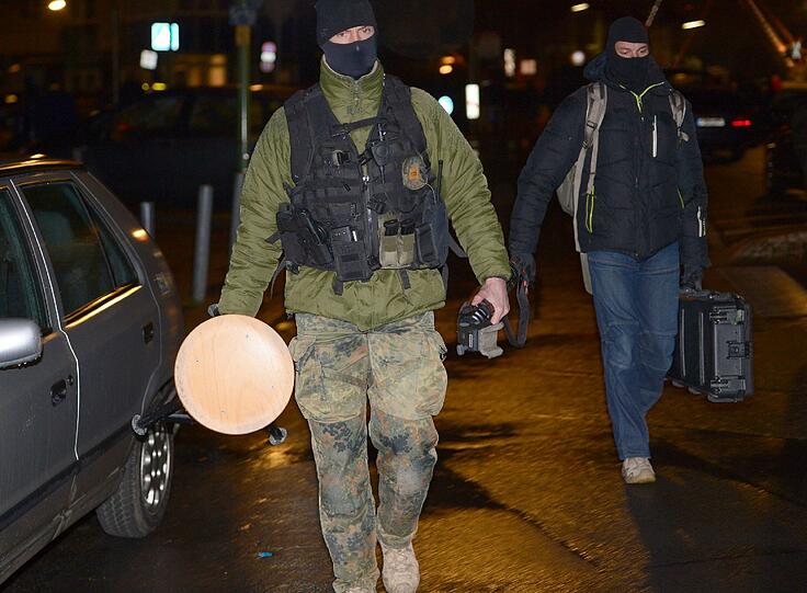 Bilder von der Geiselnahme in Frankfurt.