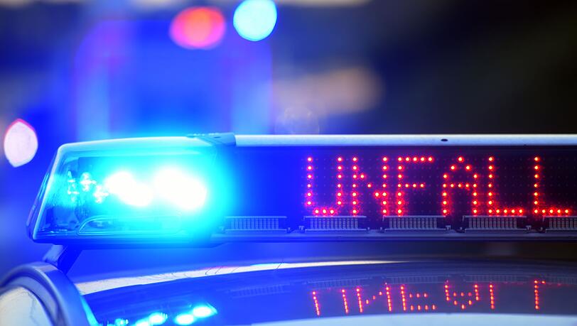 Bei einem Unfall auf dem Mittleren Ring wurden zwei Personen schwer verletzt. (Symbolbild) Bei einem Unfall auf dem Mittleren Ring wurden zwei Personen schwer verletzt. (Symbolbild)