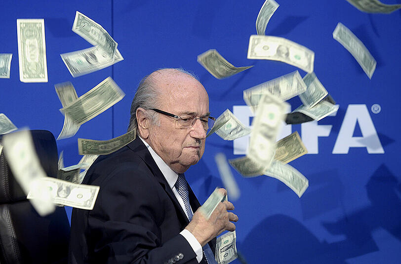 Die FIFA hat die Unterlagen bereits an die Schweizer Bundesanwaltschaft und die US-Justizbehörde weitergeleitet und eine volle Kooperation angekündigt.