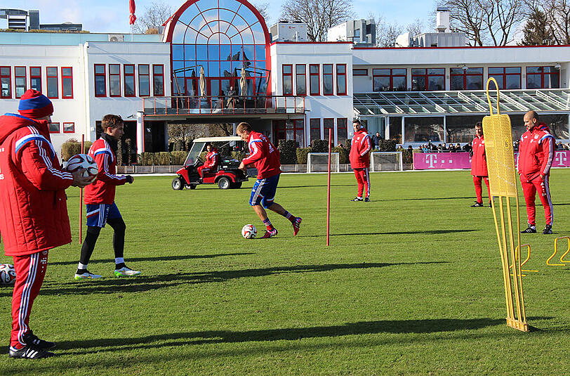 Der FC Bayern beim Samstagstraining nach der 1:4-Klatsche in Wolfsburg.