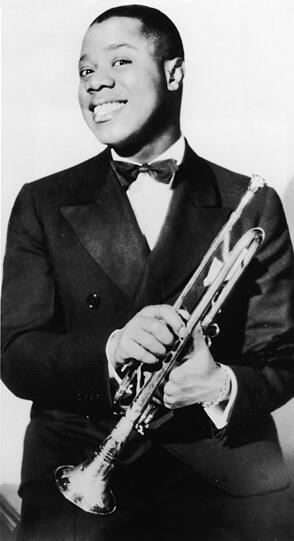 Louis Armstrong in den 20er-Jahren: In dieser Zeit entstanden die Aufnahmen mit seiner damaligen Frau in Quintett- und Septett-Formationen, die sich Louis Armstrong and His Hot Five oder Hot Seven nannten. Louis Armstrong in den 20er-Jahren: In dieser Zeit entstanden die Aufnahmen mit seiner damaligen Frau in Quintett- und Septett-Formationen, die sich Louis Armstrong and His Hot Five oder Hot Seven nannten.