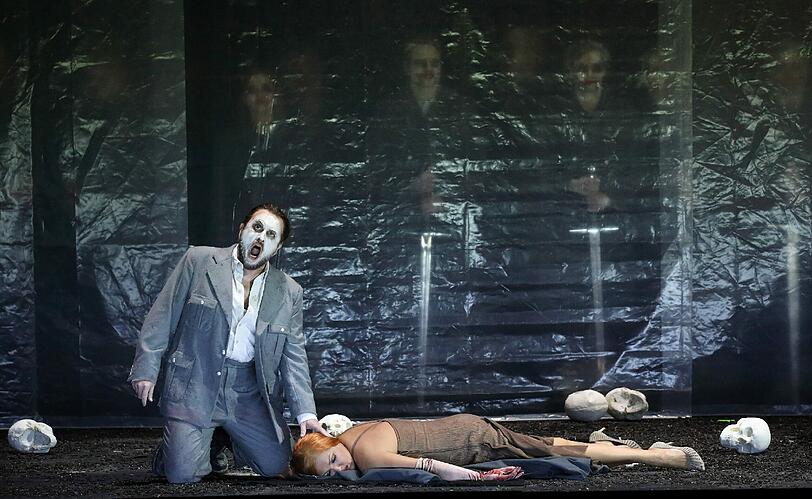 Anna Netrebko in Verdis "Macbeth".
