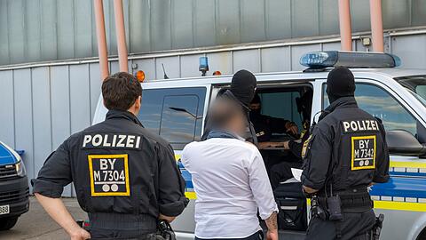 Für die Bevölkerung besteht laut Polizei keine Gefahr.