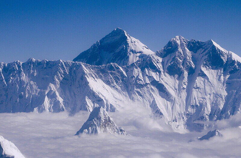 Die Zahl der Toten am Mount Everest steigt unterdessen auf mindestens 18.