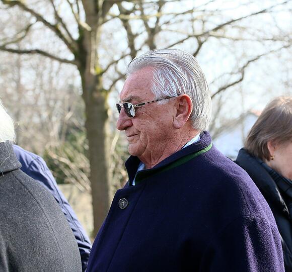 Die Löwen trauern um Manni Wagner: Bilder von der Beerdigung.
