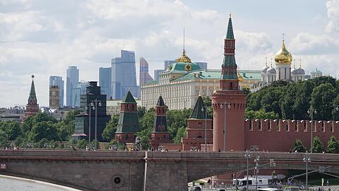 Im Kreml in Moskau kommt die Aussetzung der US-Militärhilfe für die Ukraine gut an. (Archivbild)