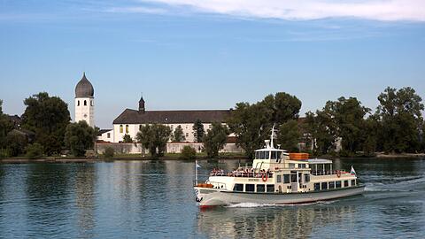 Das 782 gegründete Kloster auf der Fraueninsel im Chiemsee.