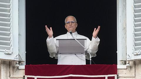 Der Papst mahnte vor dem Angelus-Gebet am zweiten Weihnachtstag erneut zum Engagement zum Frieden.