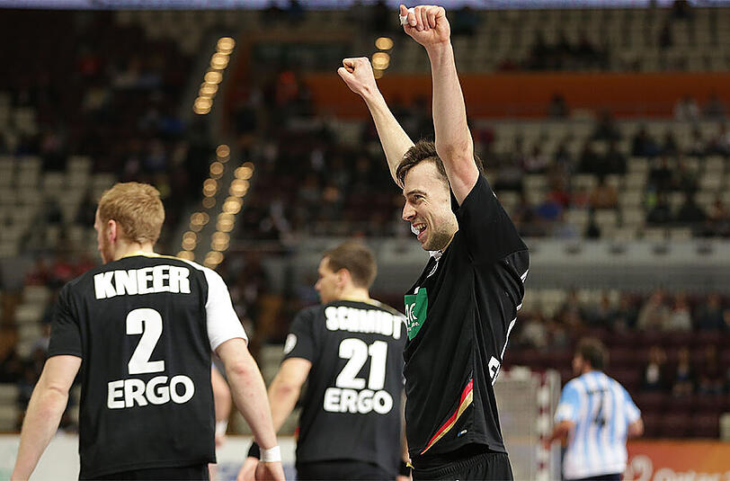 Können die deutschen Handballer wieder so jubeln, wie hier Rechtsaußen Patrick Groetzki gegen Argentinien? Heute um 16:30 geht es im Achtelfinale gegen Ägypten.
