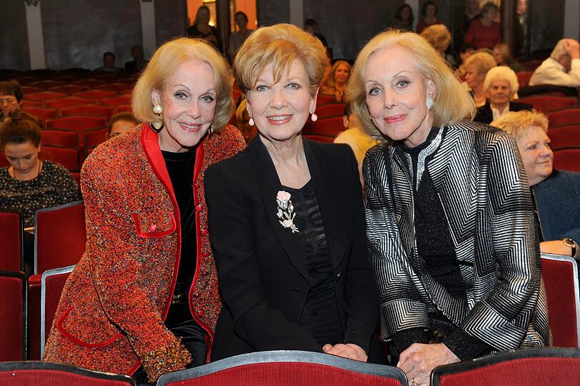 Alice und Ellen Kessler mit Carolin Reiber