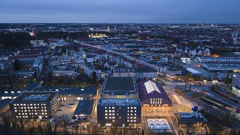Das Gel&auml;ndes des Gasteig HP8. Links der Mitte die Hallen, die noch von Autofirmen genutzt werden.