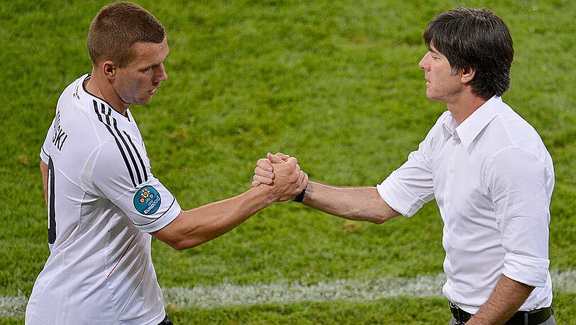 Lukas Podolski (links) und Joachim Löw. Lukas Podolski (links) und Joachim Löw.