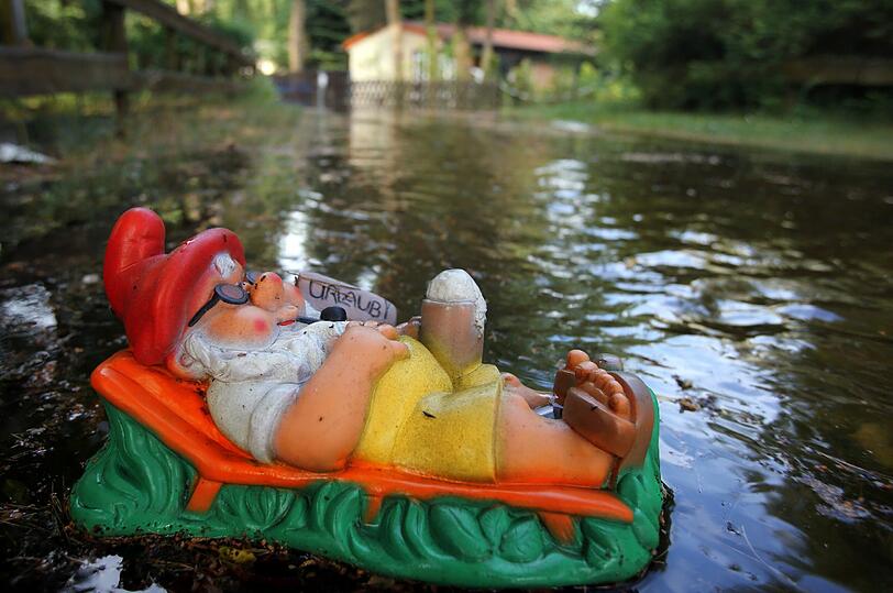 Vorher-Nachher-Fotos, Kurioses, überflutete Straßen: Aktuelle Hochwasser-Fotos aus Sachsen Anhalt