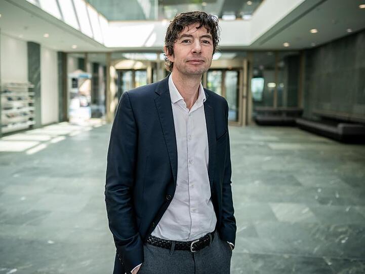 Erhält Morddrohungen: Christian Drosten, Direktor des Instituts für Virologie an der Charité in Berlin.