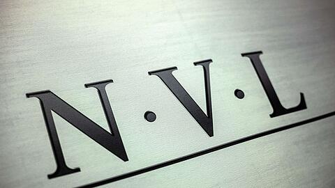 Der Schiffsbauer NVL betreibt vier Werften in Deutschland. (Archivbild)